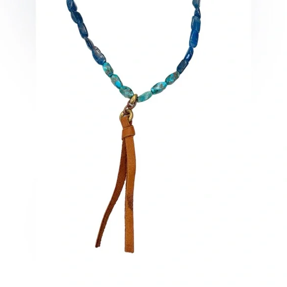 Turquoise and apatite stone necklace - Picture 4 of 6